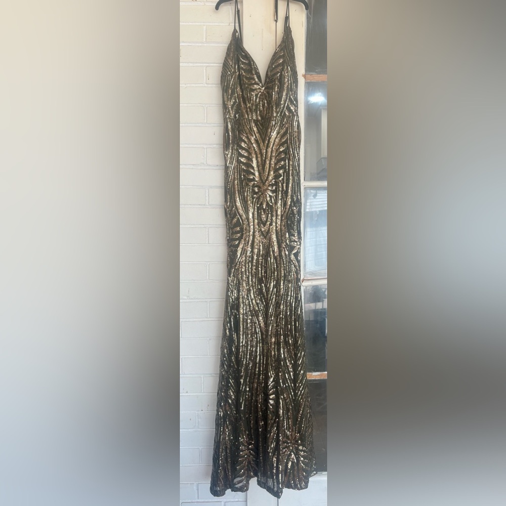 Long formal sequin maxi dress
